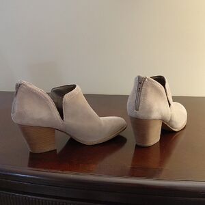 Women's Taupe Ankle Boots